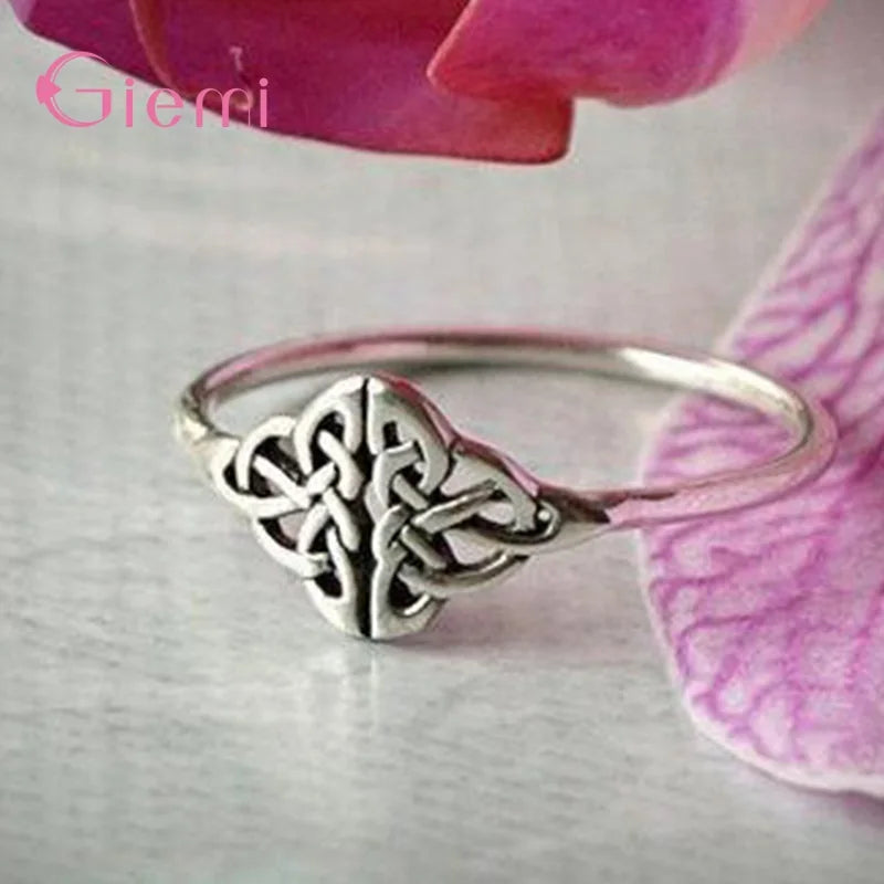 Elegant 925 Sterling Silver Camellia Finger Rings for Women Trendy Delicate Hollow Out Flower Ring Celebrity Jewelry Bijoux