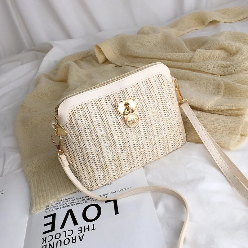 Casual Chains Straw Bucket Bags Women Summer Messenger Bag Rattan Bags Beach Lady Travel Purses and Handbags Shoulder Bag