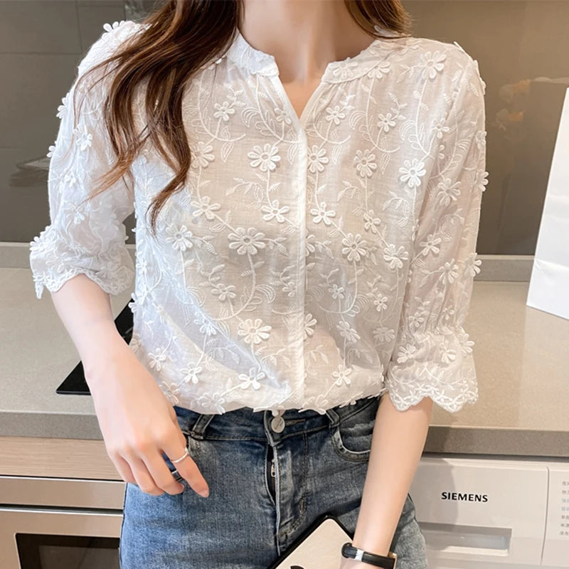 Summer Tops Lace Blouses Women Embroidery Floral Cotton White Shirt  Fashion Casual Short Sleeve Women's Shirts Blusas 9638
