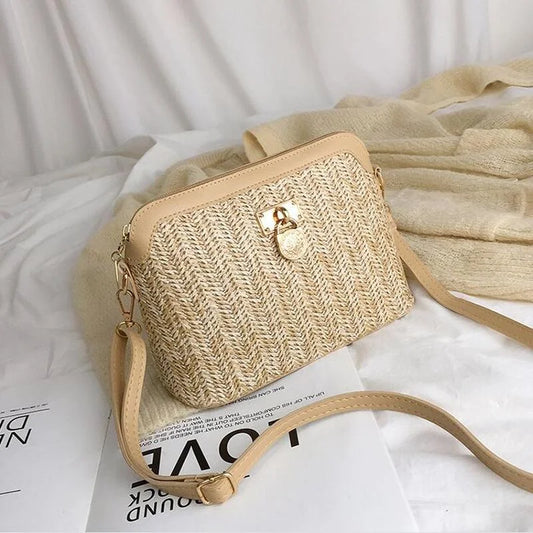 Casual Chains Straw Bucket Bags Women Summer Messenger Bag Rattan Bags Beach Lady Travel Purses and Handbags Shoulder Bag
